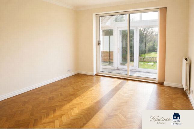 Brentwood, Glen Rise, Leicester photo 4