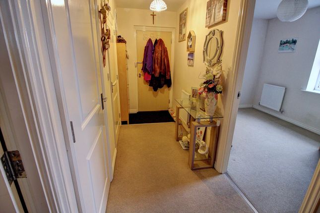 Flat for sale in Brights Road, Nuneaton