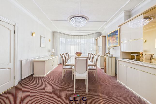 Substantial 8 Bed Detached House For Sale Eastside Road, London Nw11