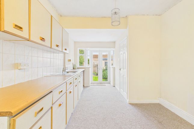 16 Westminster Avenue, Hull, East Riding of Yorkshire photo 3