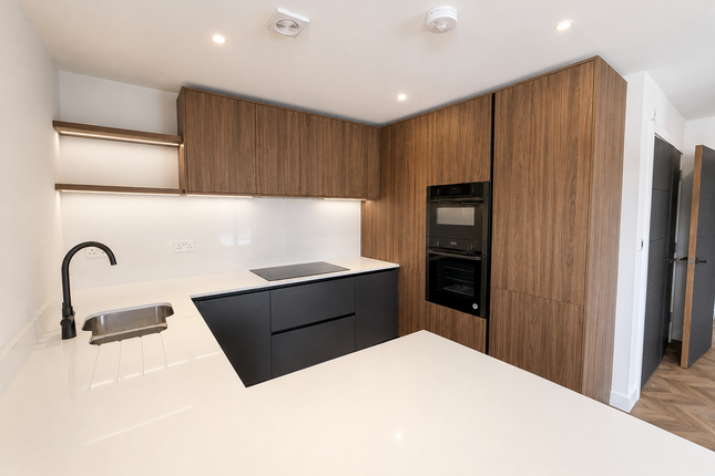 Flat 3, Moyana, Maritime Park, Warsash photo 3