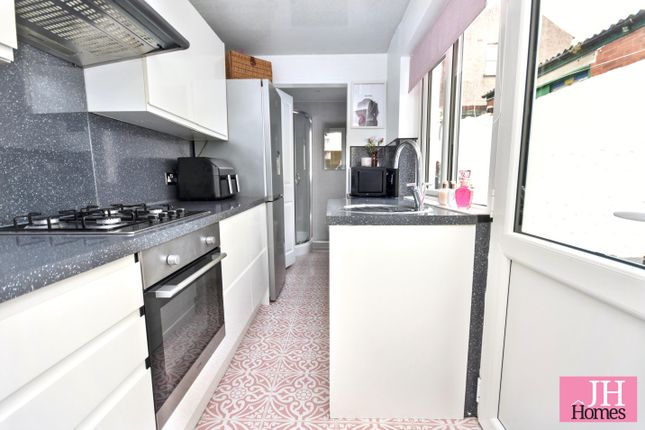 11, Longreins Road, Barrow-in-Furness photo 3