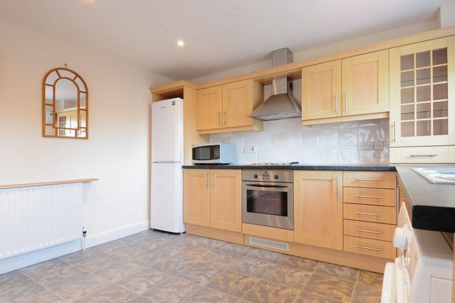 Flat for sale in Moat View Court, Bushey
