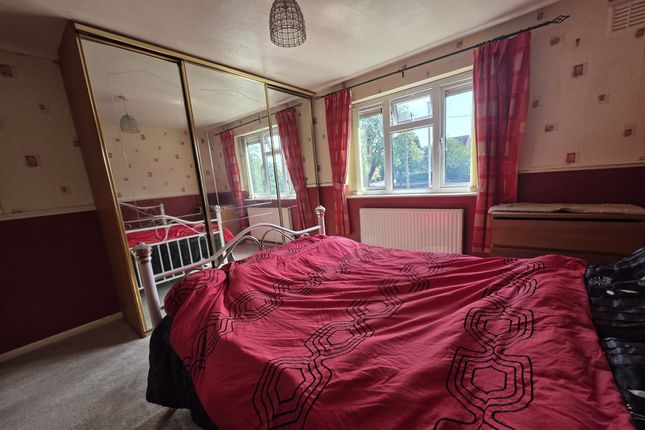 Flat 169, Wolverhampton photo 4