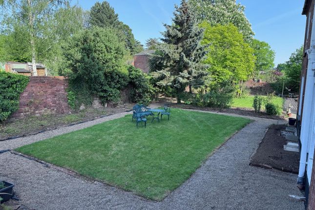 High Level Garden Shot.Jpg