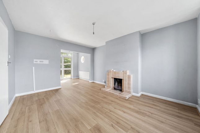 St Peters Lodge, Burwood Road, Hersham photo 4