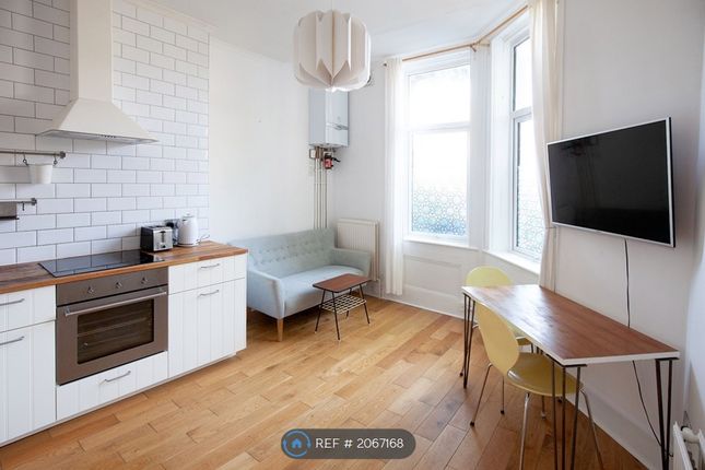 Thumbnail Flat to rent in Bird In Bush Road, London