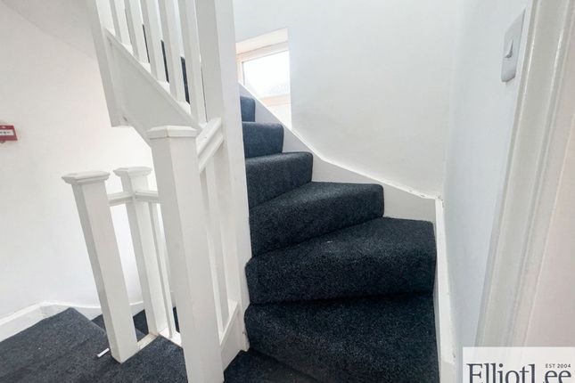 79a Somerset Road, Southall photo 2