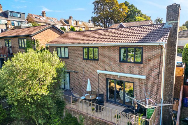 3, Ribbonwood Heights, Poole photo 2