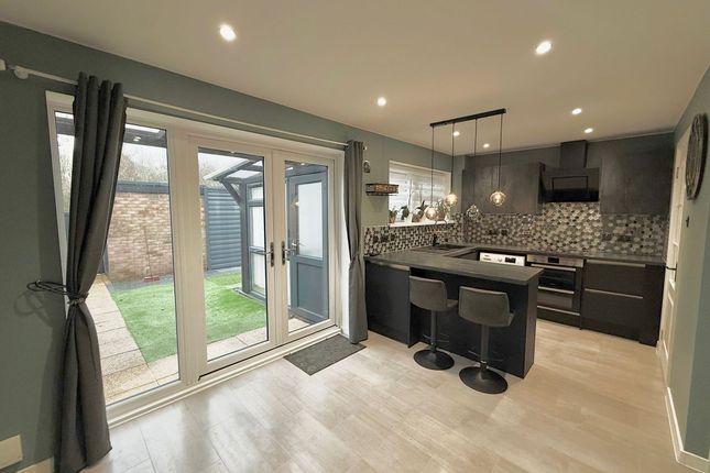 10 Somerby Garth, Peterborough photo 4