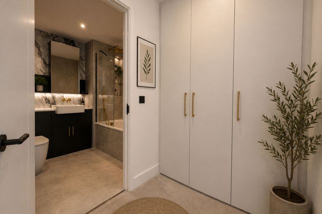 807 Redwood Tower, London photo 4