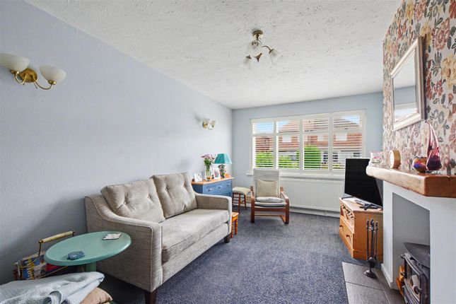 90, Stevens Lane, Derbyshire photo 2