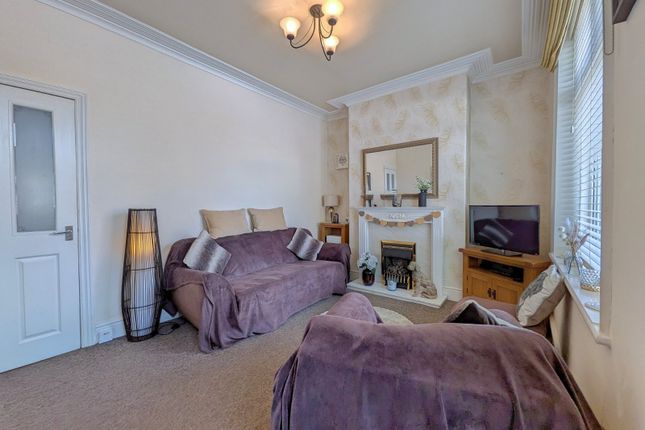 14, Binns Street, West Yorkshire photo 2