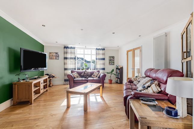 14, Whiteway Road, Newton Abbot photo 4