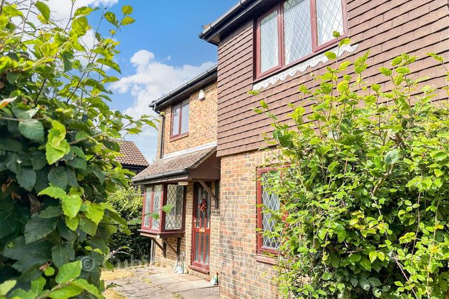 4-bed detached on 6, Ashurst Drive, Crawley, £600,000