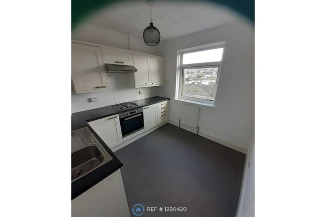 Thumbnail Flat to rent in Radford Park Road, Plymouth