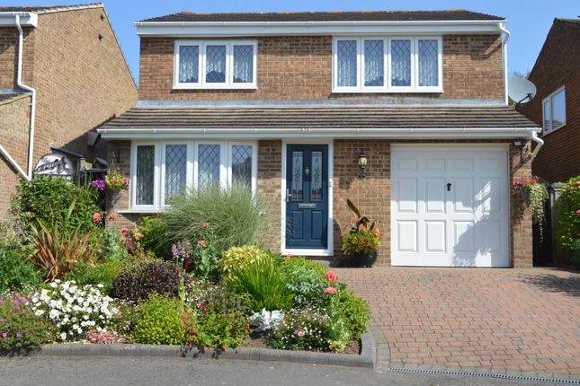 Thumbnail Detached house for sale in Underwood Close, Crawley Down, Crawley, West Sussex