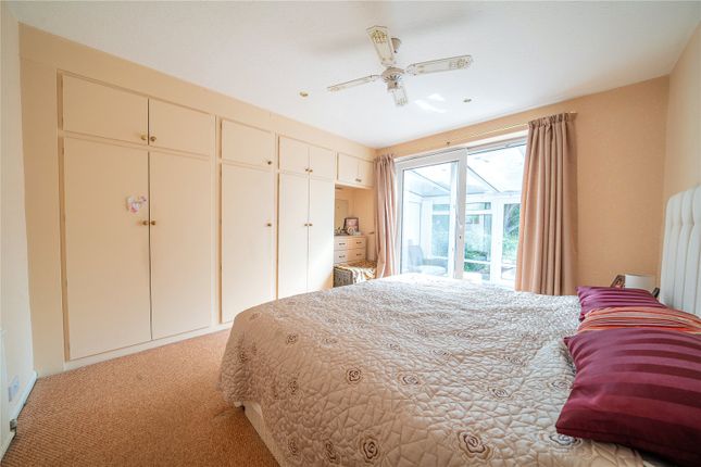 18, High Moor Drive, West Yorkshire photo 4