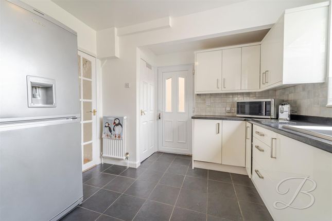 11, Enderby Crescent, Mansfield photo 4