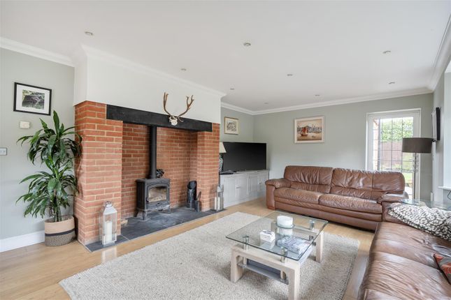 Swanton,, Lynx Hill, East Horsley photo 3