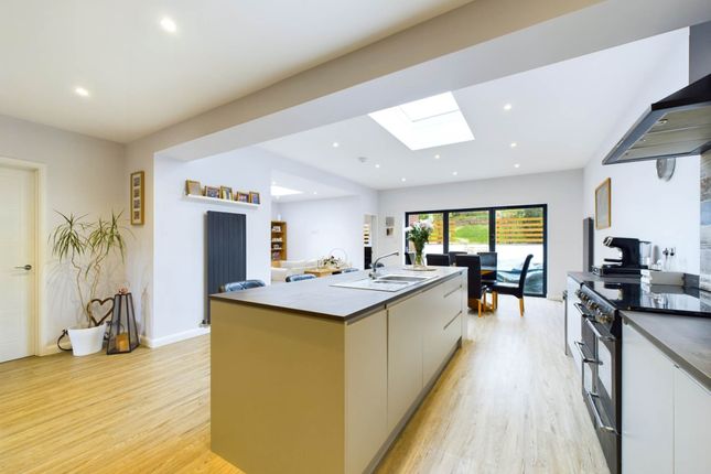 Semi-detached house for sale in Hillside Road, Marlow - No Upper Chain