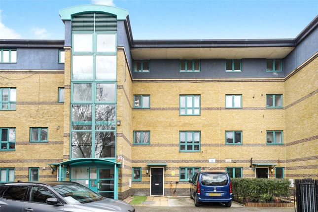 Maisonette for sale in York Way Court, Copenhagen Street, London