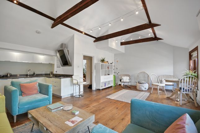 Flat for sale in Devonshire Place, Marylebone Village, London