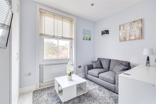 Thumbnail Flat for sale in Stevenage Road, Bishops Park