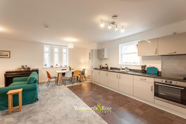 Flat for sale in 86 New House Farm Drive, Bournville, Birmingham