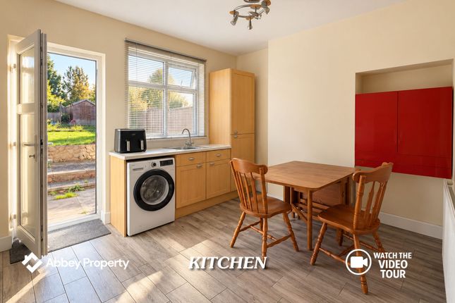 13 Pomfret Avenue, Luton photo 5