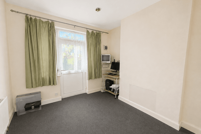 2, Allenby Road, SOUTHALL photo 2