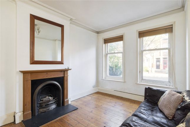 Thumbnail Flat to rent in Amesbury Avenue, London