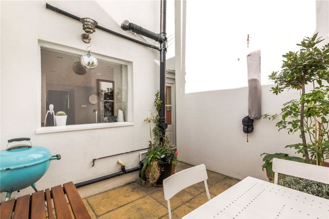 Terraced house for sale in Victoria Street, Brighton, East Sussex