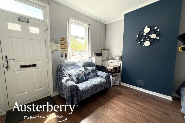 17, Cliveden Place, Stoke-On-Trent photo 2