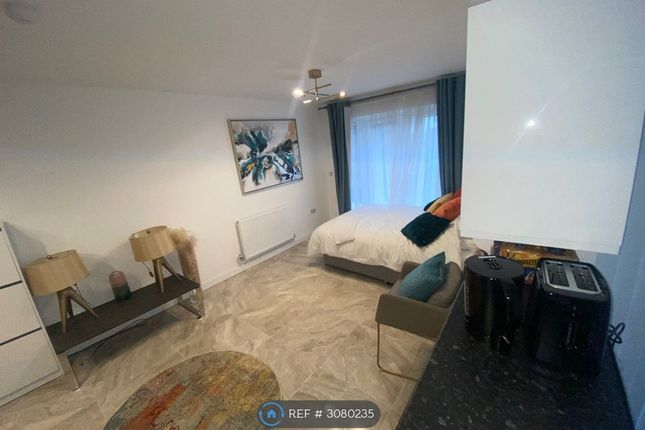 1 Bedroom House