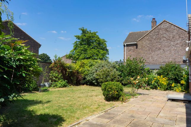 4 Farndale, Wigston photo 4