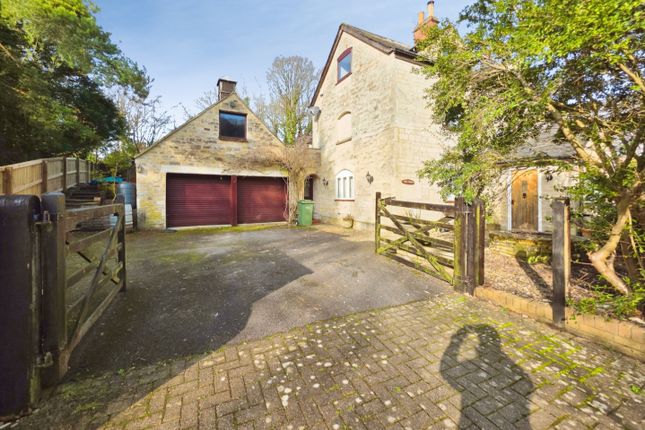 Well Cottage, Bath Road, Stroud photo 2