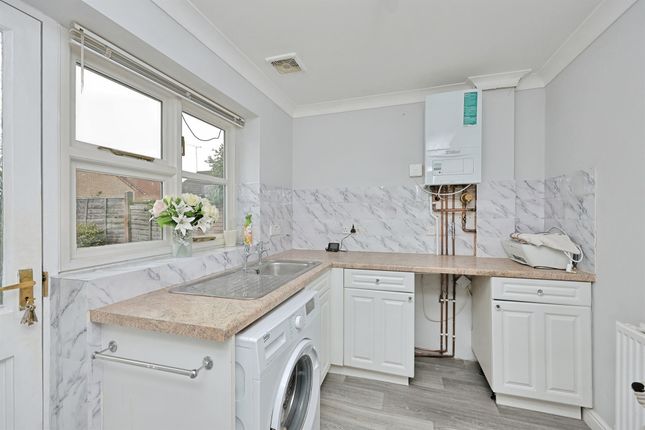 14, Woodpecker Drive, THETFORD photo 4