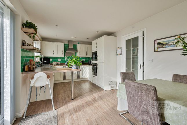 8, Ash Grove, Clitheroe photo 3