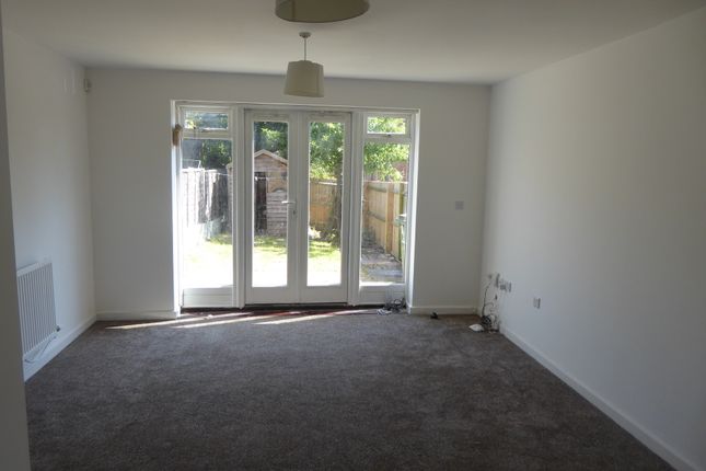 4, Watson Close, Milton Keynes photo 4