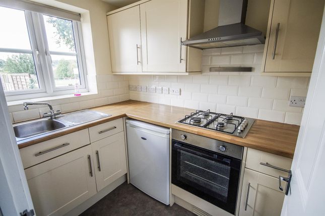 65b, School Road, Dursley photo 2