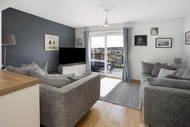 24 Upper Longlands, Dawlish photo 3