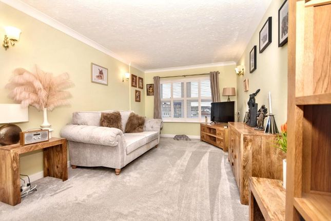 33, Bowland Court, CLITHEROE photo 3