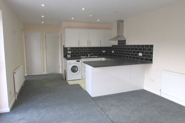 Flat 1, The Green Dragon, Leeming Road, Borehamwood photo 2