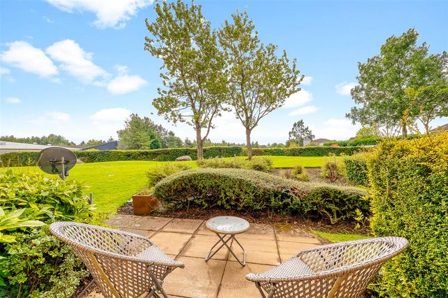 21, Knightsridge House, Watson Green, Livingston photo 2