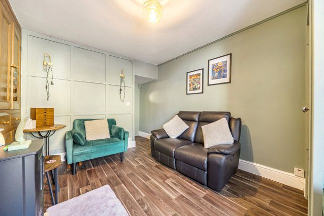 32, Brickfield Street, Powys photo 4