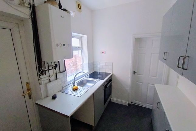 25, Fowler Street, Wolverhampton photo 4