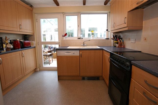 20, Candys Close, Wimborne photo 4