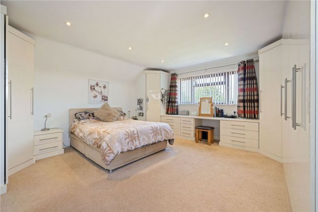 5 Lion Road, Bognor Regis photo 4