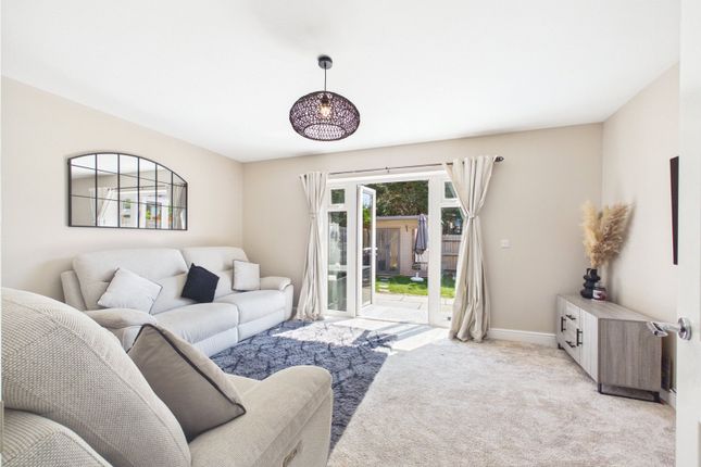 50, Dreadnaught Drive, Gloucestershire photo 2